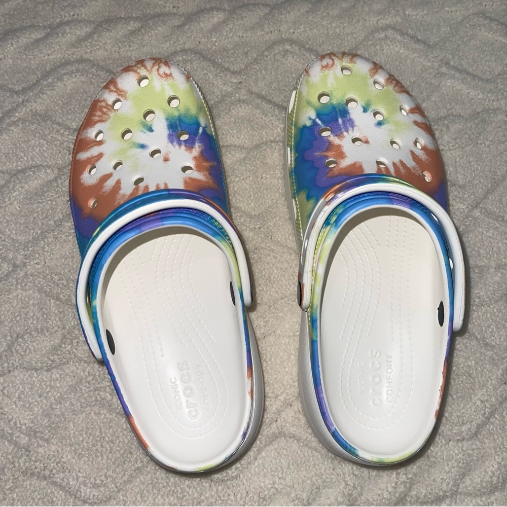 Crocs Baya Platform Clogs - Picture 2 of 6